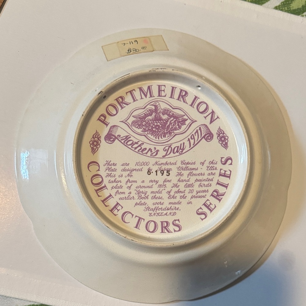 Portmeirion Mother’s Day. 1971 Pink Floral Decorative Plate - Picture 2 of 2